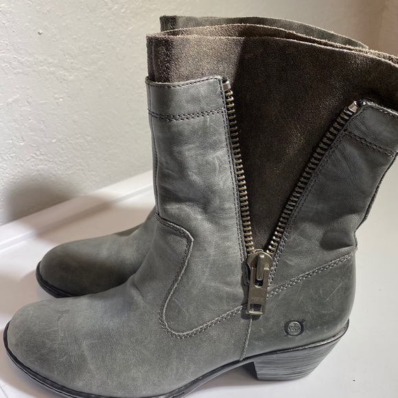 Born women’s booties Sz 7.5 - Picture 3 of 11